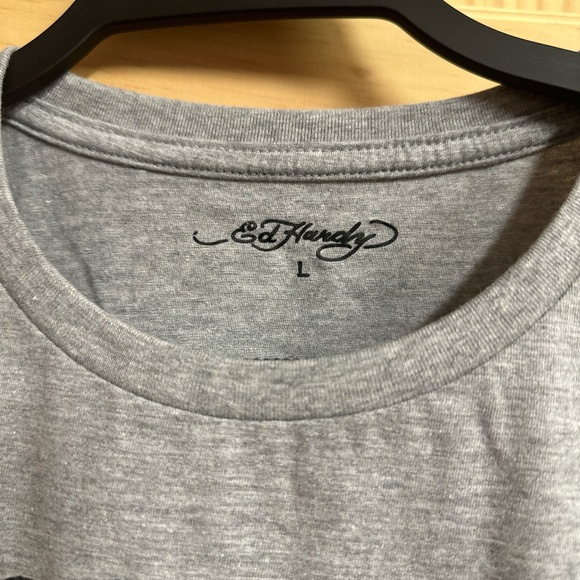 Women’s Large Grey Ed Hardy Crop Top - Picture 3 of 6